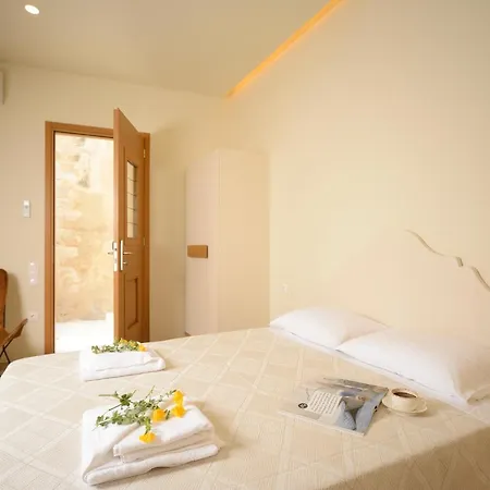 Rossa Suites 아파트 레팀노