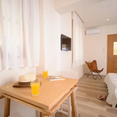 Rossa Suites アパート レティムノ